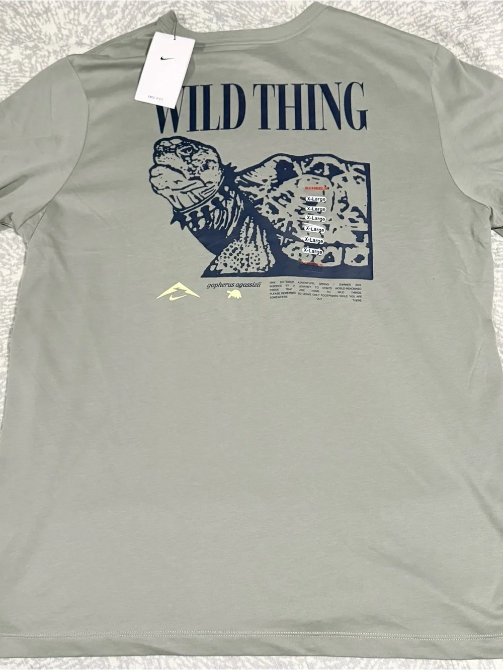 NIKE /// Mens Trail Graphic “Wild Thing” T-Shirt - Size XL - *NWT* - Picture 2 of 6